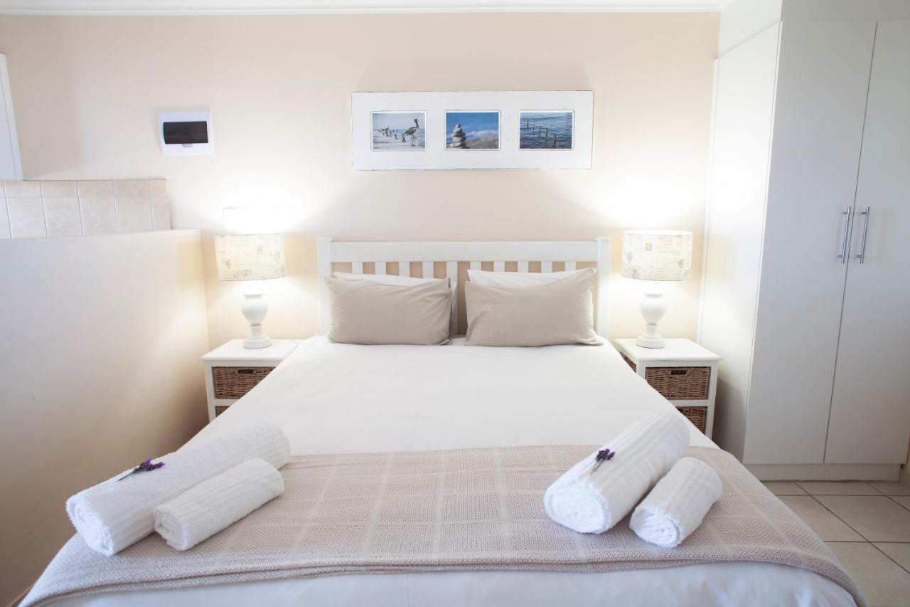 ランゲバーン マサダ ゲスト ハウス Bed & Breakfast エクステリア 写真