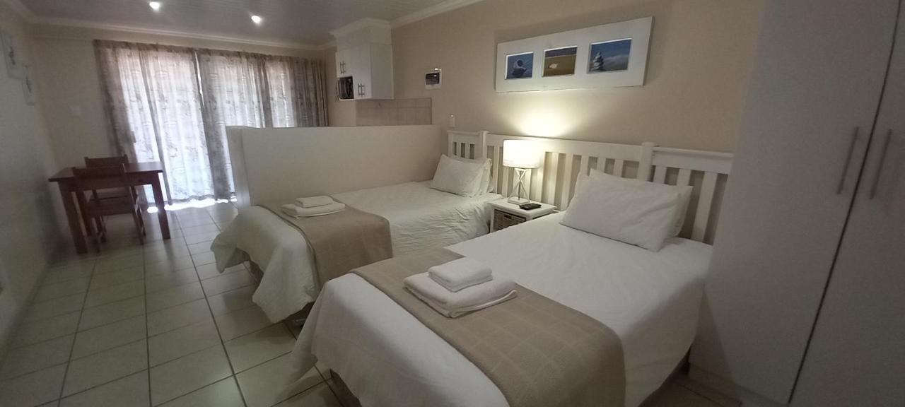 ランゲバーン マサダ ゲスト ハウス Bed & Breakfast エクステリア 写真