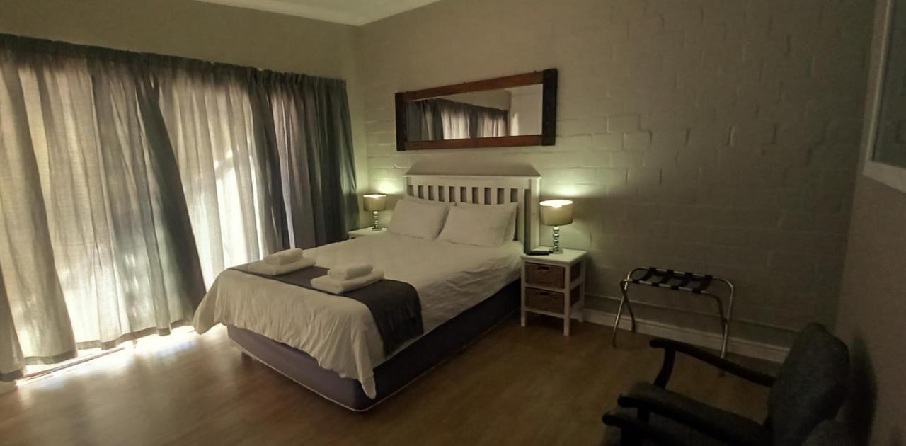 ランゲバーン マサダ ゲスト ハウス Bed & Breakfast エクステリア 写真